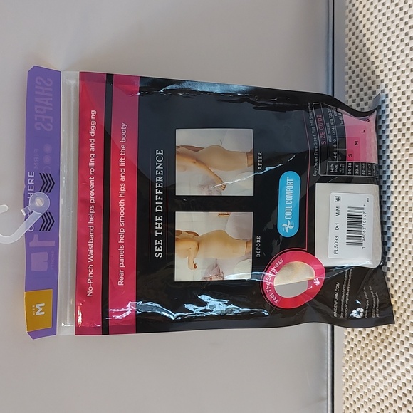 Maidenform Women's Size M Shapewear Firm Control Booty Lift Shorty Shapewear Tan - Picture 4 of 4